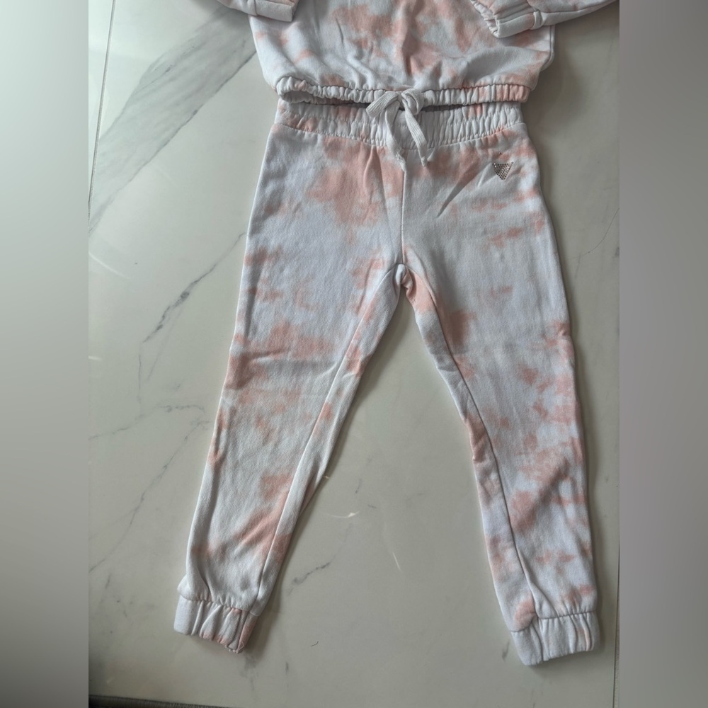 Guess Kids Pink and White Tie-Dye Set - Picture 4 of 8